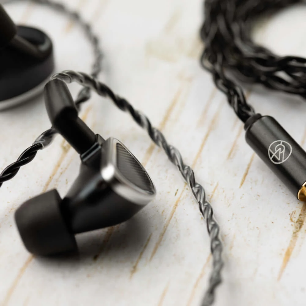 64 Audio Duo - Dual Drivers Universal IEM Earphones With Detachable Cable 4 64 Audio Duo - Dual Drivers Universal IEM Earphones With Detachable Cable - Image 2