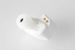 Final ZE3000 - True Wireless In Ear Isolating Earphones - White - Refurbished 8 Final ZE3000 - True Wireless In Ear Isolating Earphones - White - Refurbished -SENNHEISER Store 7J1A9069 2
