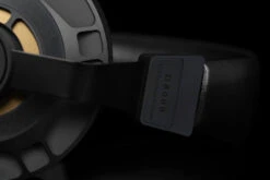 Final D8000 Pro Gold Limited Edition - Planar Magnetic Headphones 11 Final D8000 Pro Gold Limited Edition - Planar Magnetic Headphones -SENNHEISER Store Final D8000Pro LimitedEdition 4