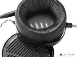 Audeze LCD-5 - Open Back Planar Magnetic Headphones 9 Audeze LCD-5 - Open Back Planar Magnetic Headphones -SENNHEISER Store LCD 5 on white 006