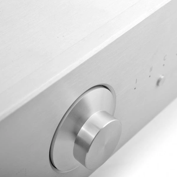 Burson Audio Conductor V2+ - Headphone Amplifier - Pre-Amp & USB DAC - Silver - Refurbished 4 Burson Audio Conductor V2+ - Headphone Amplifier - Pre-Amp & USB DAC - Silver - Refurbished - Image 2